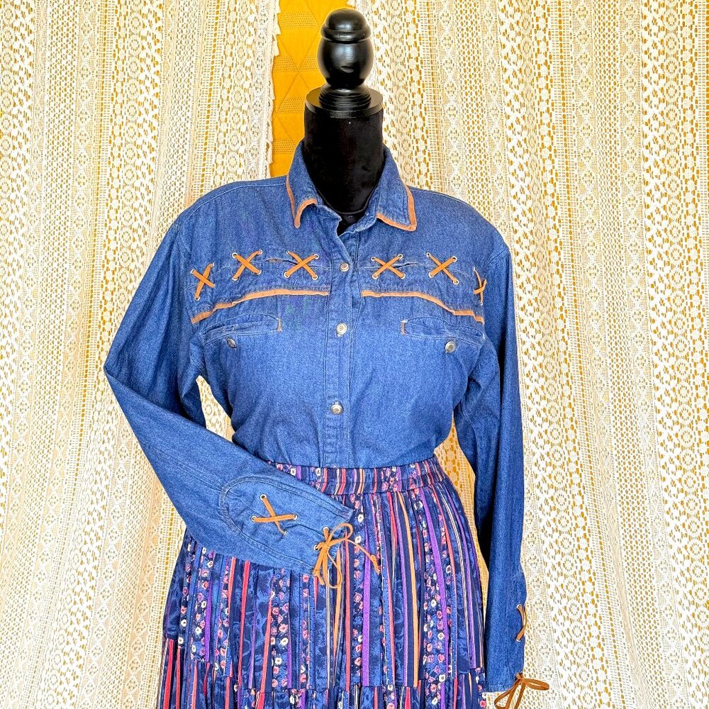 Vintage Western Laceup Denim Women's Long Sleeve Shirt Size S